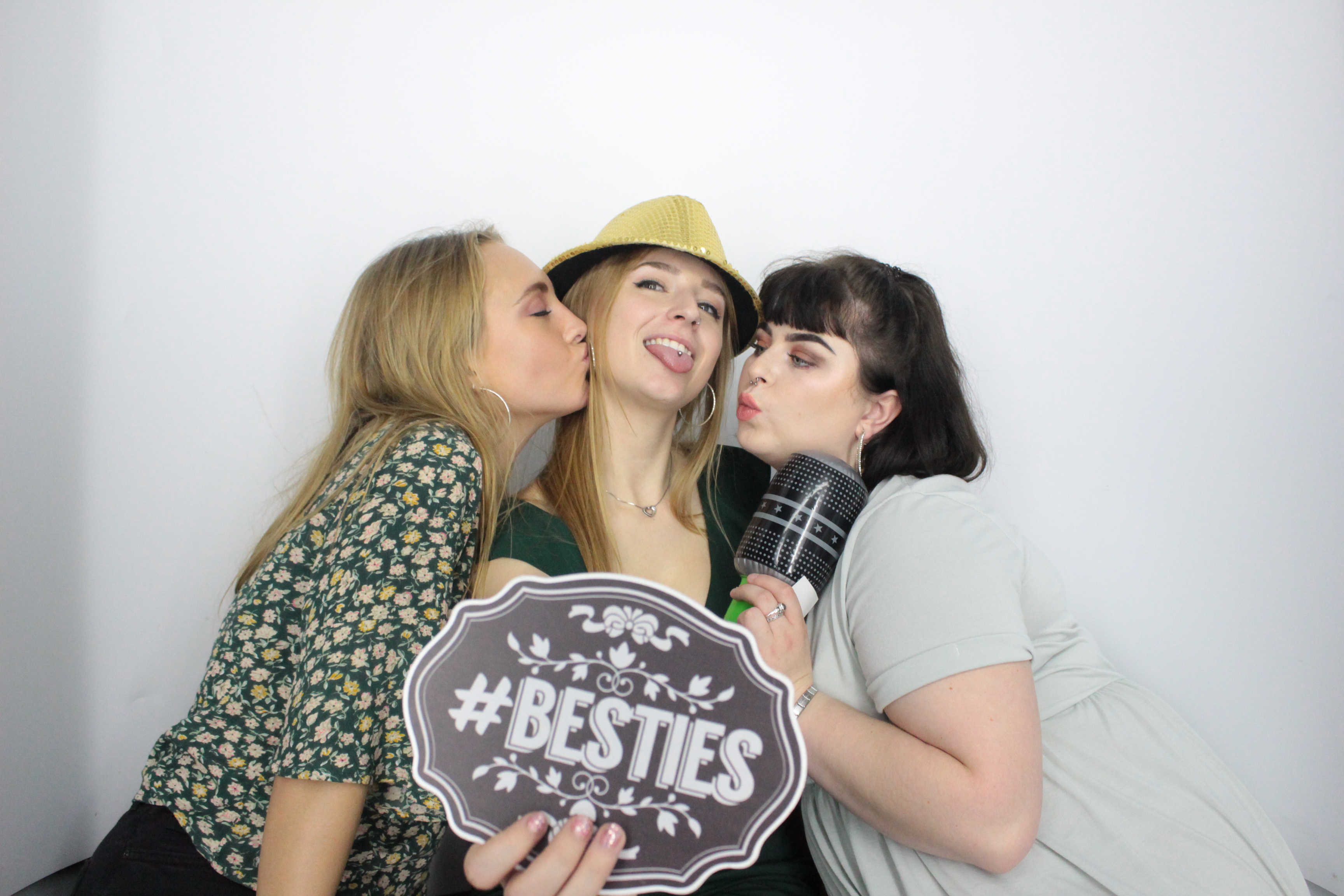 Lucy's 21st Birthday  | View more photos from the event at gallery.myphotoboothexperience.co.uk/u/MyPhotoBoothExperienceLtd/Lucys-21st-Birthday